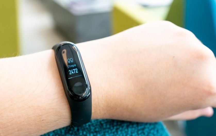 Gelang Xiaomi Mi Band 3 - kelebihan dan kekurangan