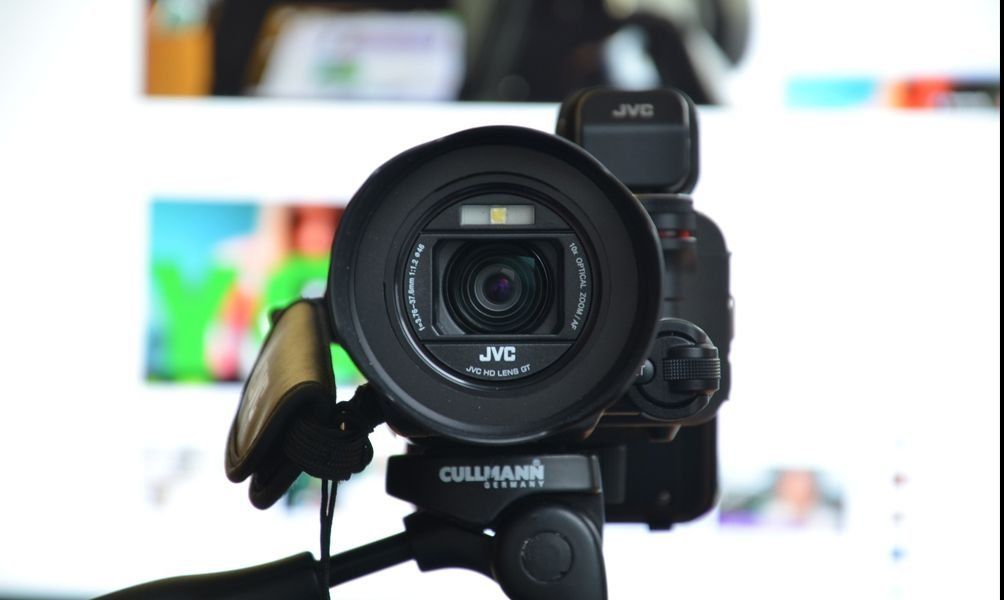 Camcorder JVC: kajian semula model terbaik pada tahun 2024