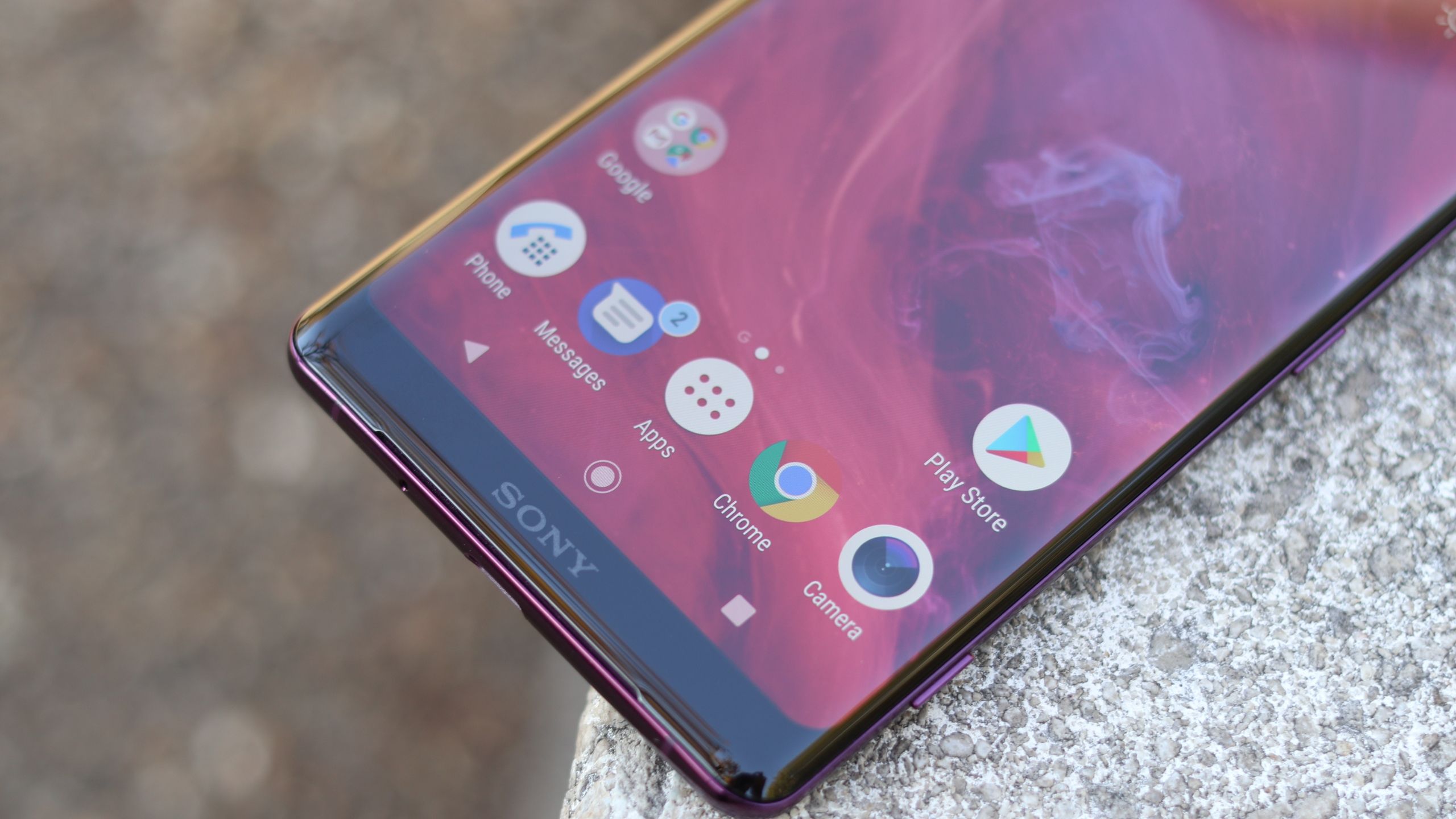 Sony Xperia XZ4 adalah binatang tiga kamera dengan nisbah aspek yang unik