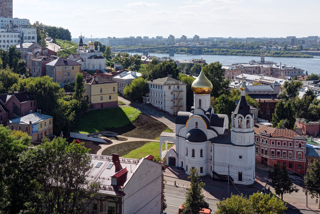 Penarafan hotel murah terbaik di Nizhny Novgorod pada tahun 2024