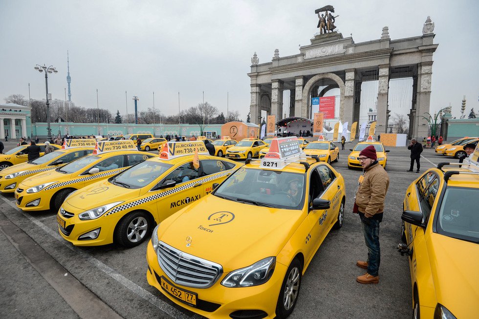 Perkhidmatan teksi terbaik di Yekaterinburg pada tahun 2024