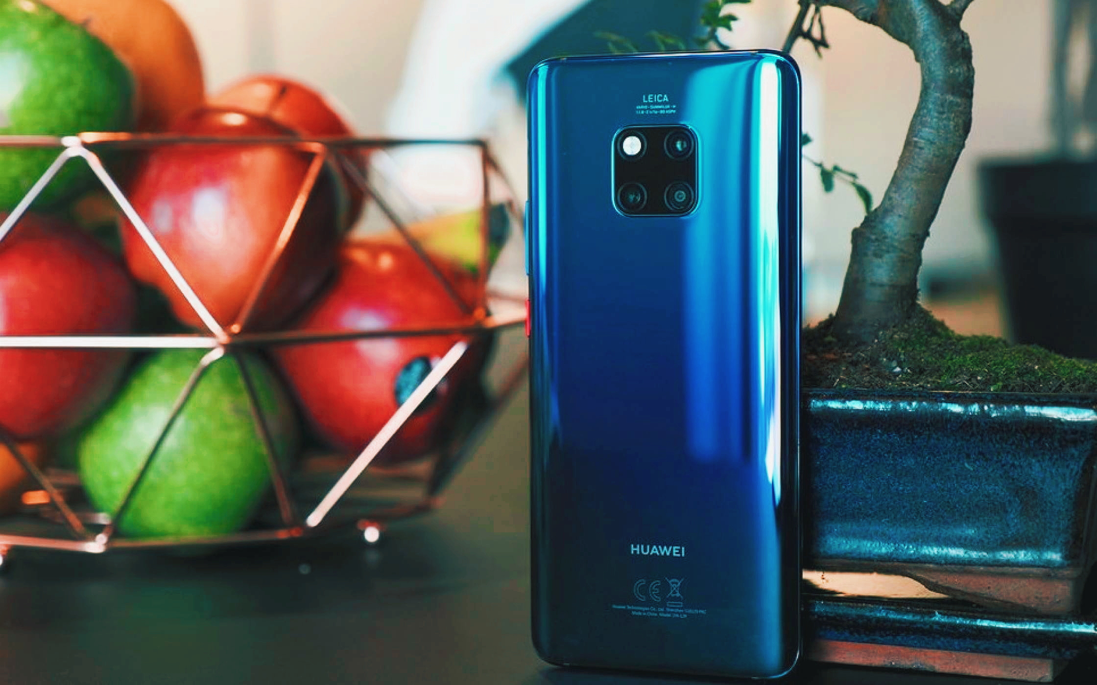 Kelebihan dan kekurangan telefon pintar Huawei Mate 30 Lite