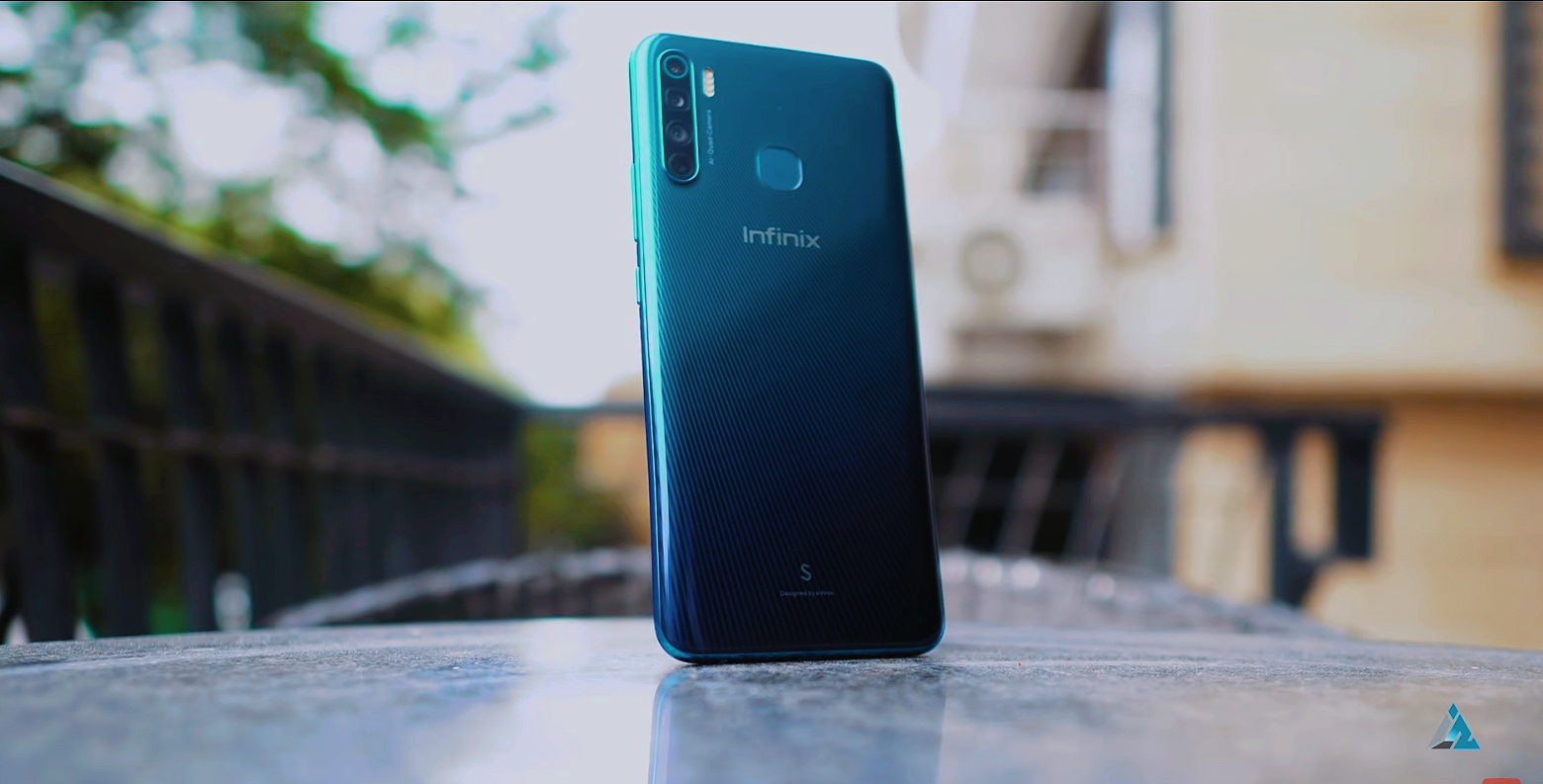 Telefon pintar Infinix S5: penjimatan atau pembaziran?