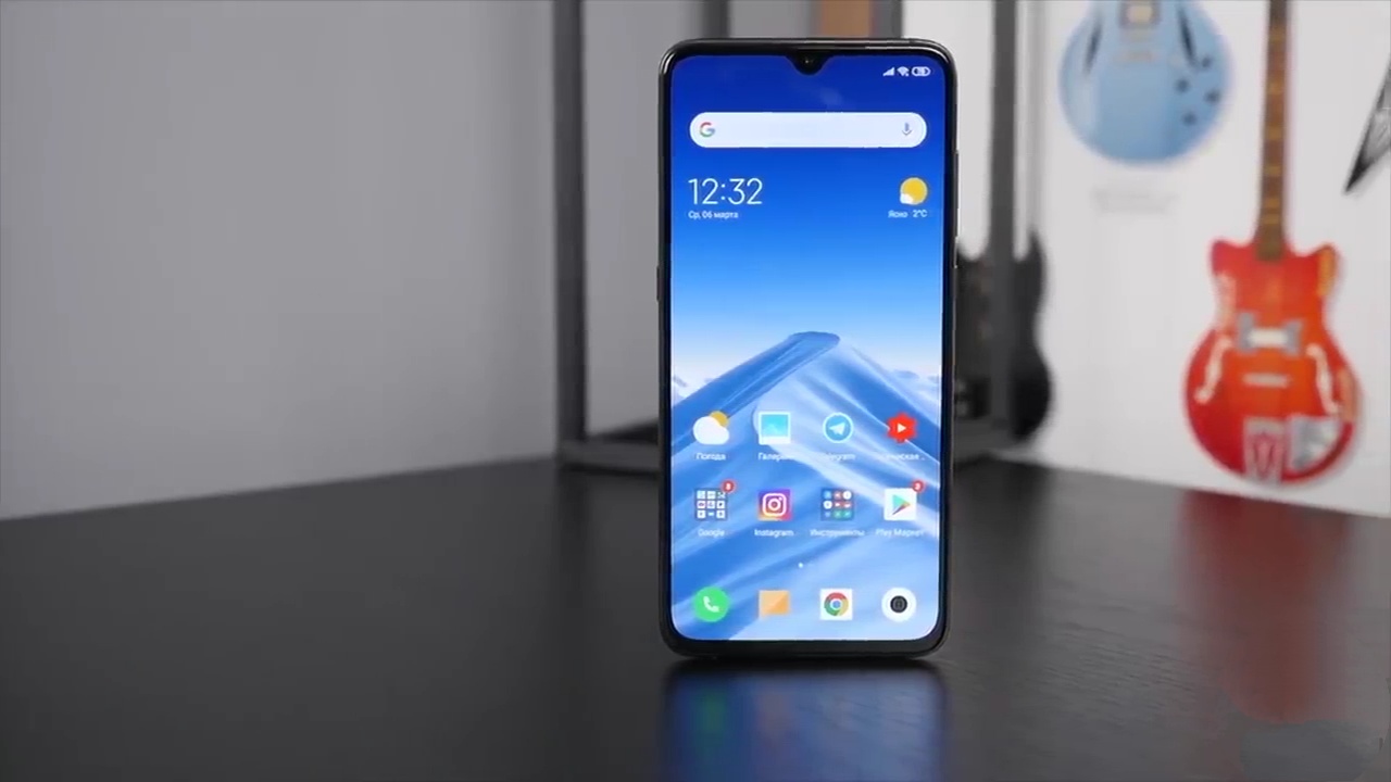 Telefon pintar Xiaomi Mi 9 Pro - kelebihan dan kekurangan