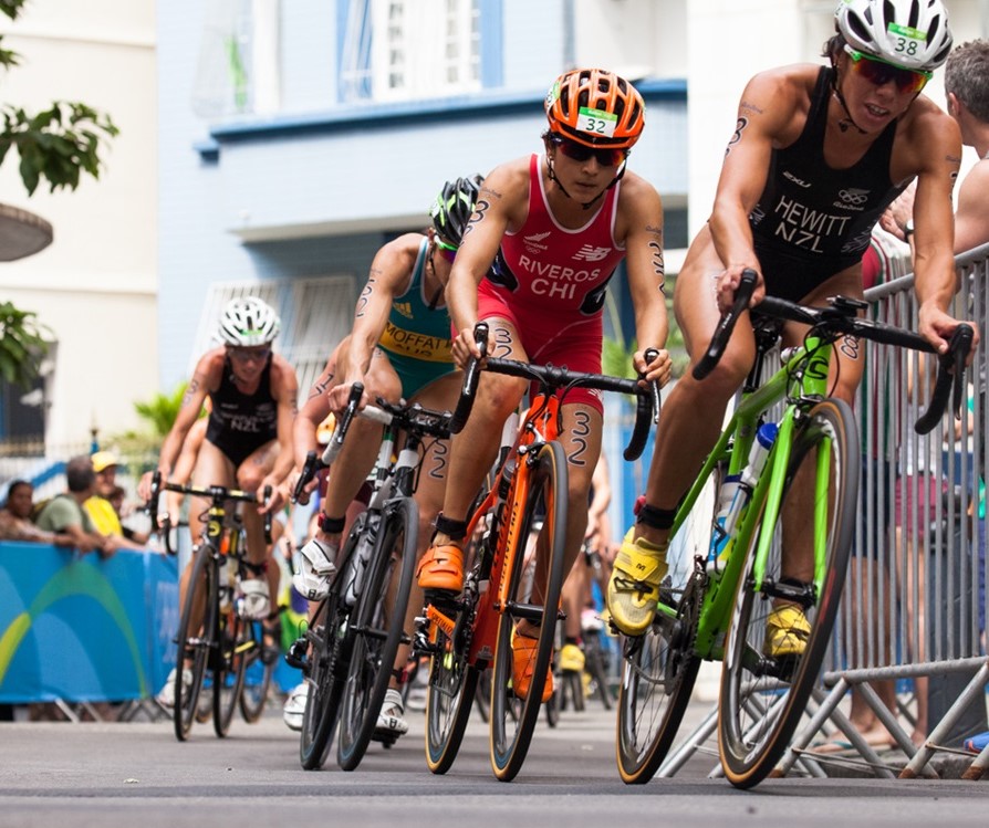 Kedudukan peralatan triatlon terbaik untuk tahun 2024